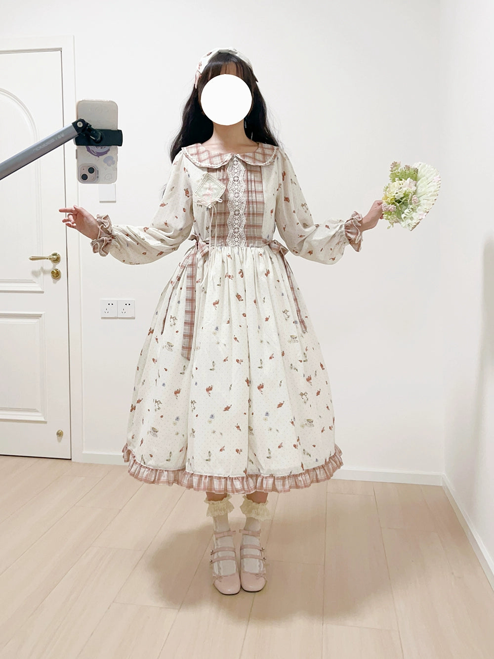 [Pre-orders available until 9/24] Autumn Pleasure Round Collar Dress