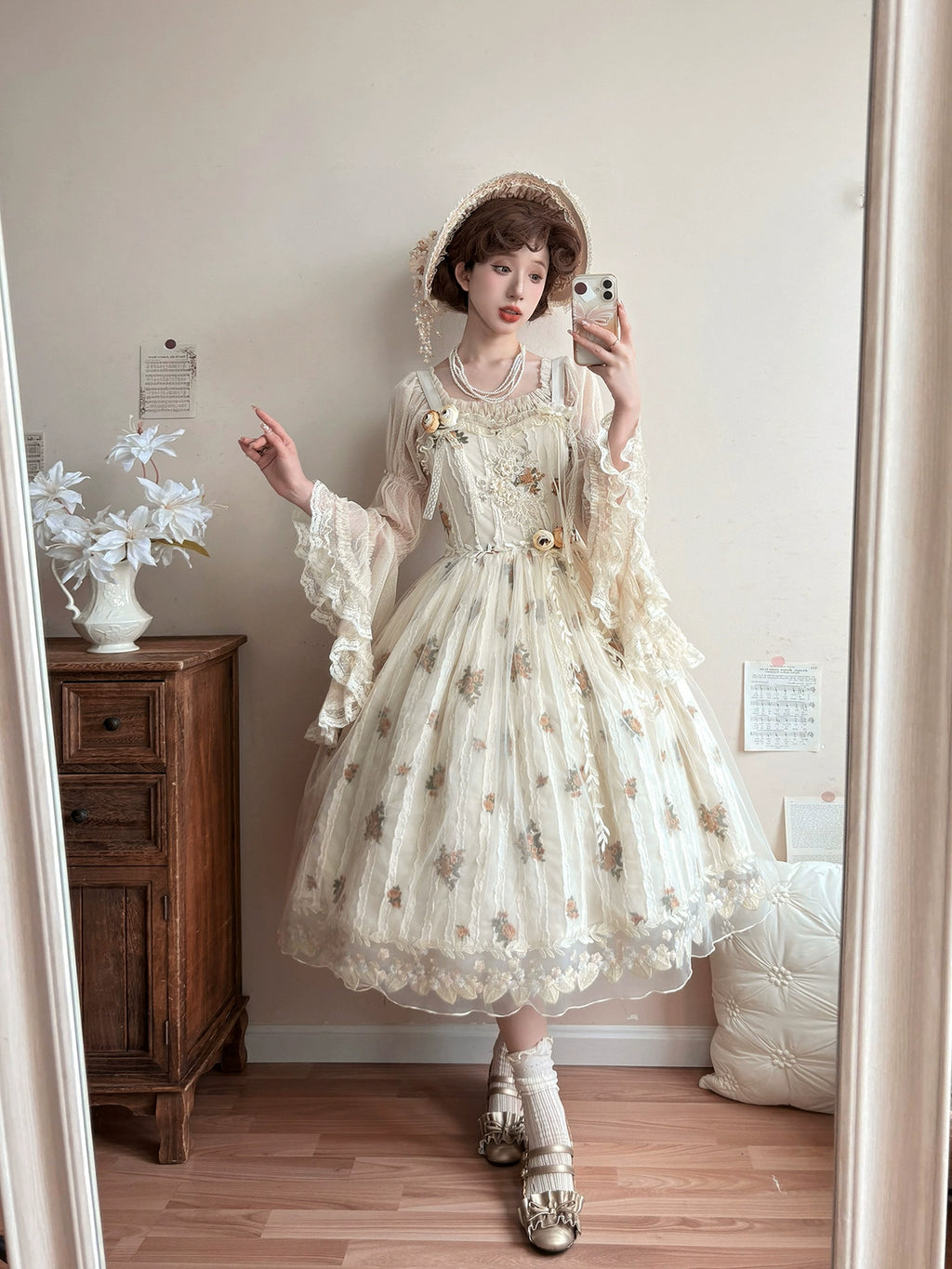 【受注予約8/27まで】Chloris お花のコサージュ