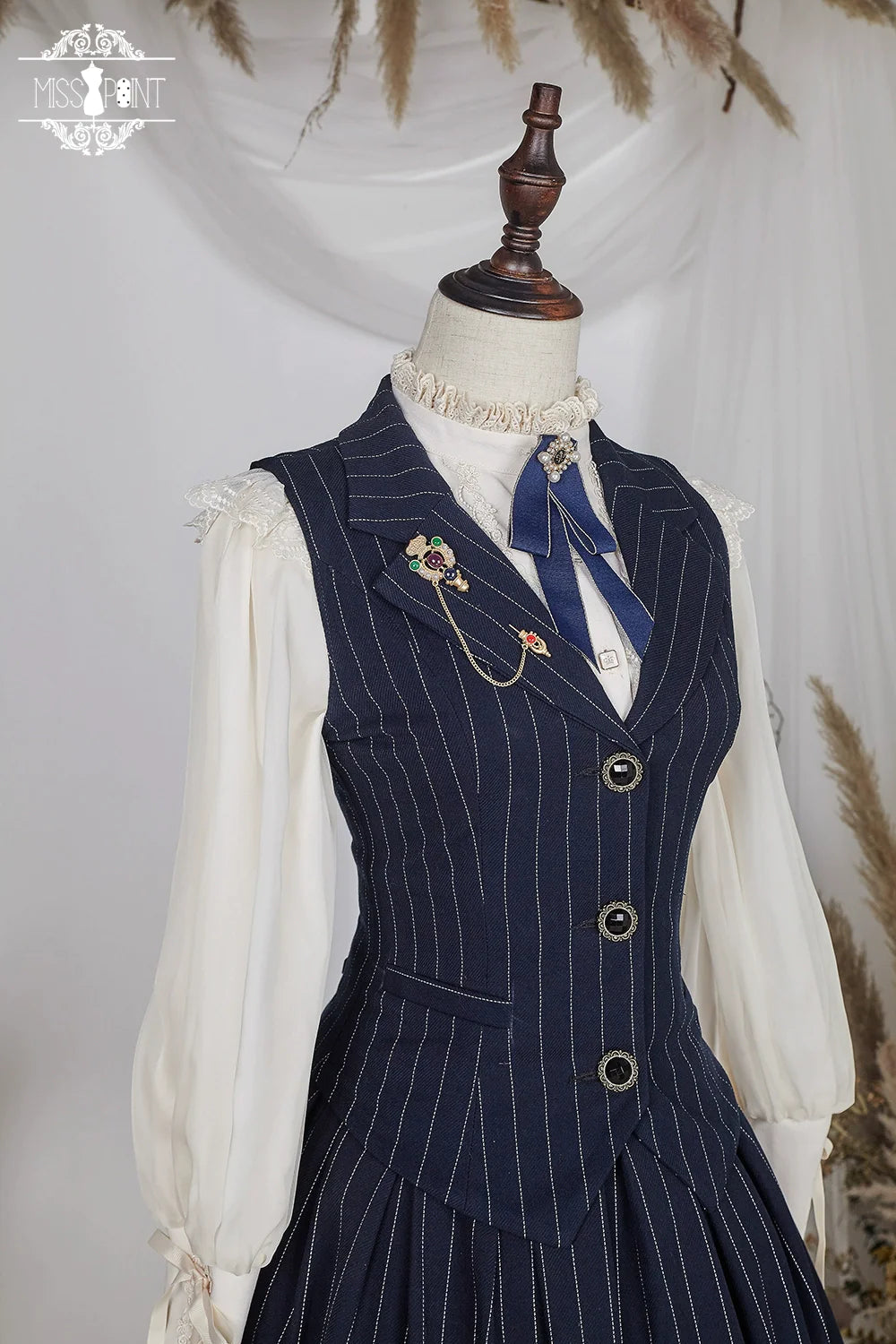 [Pre-order] British Classical Lolita Vertical Striped Vest