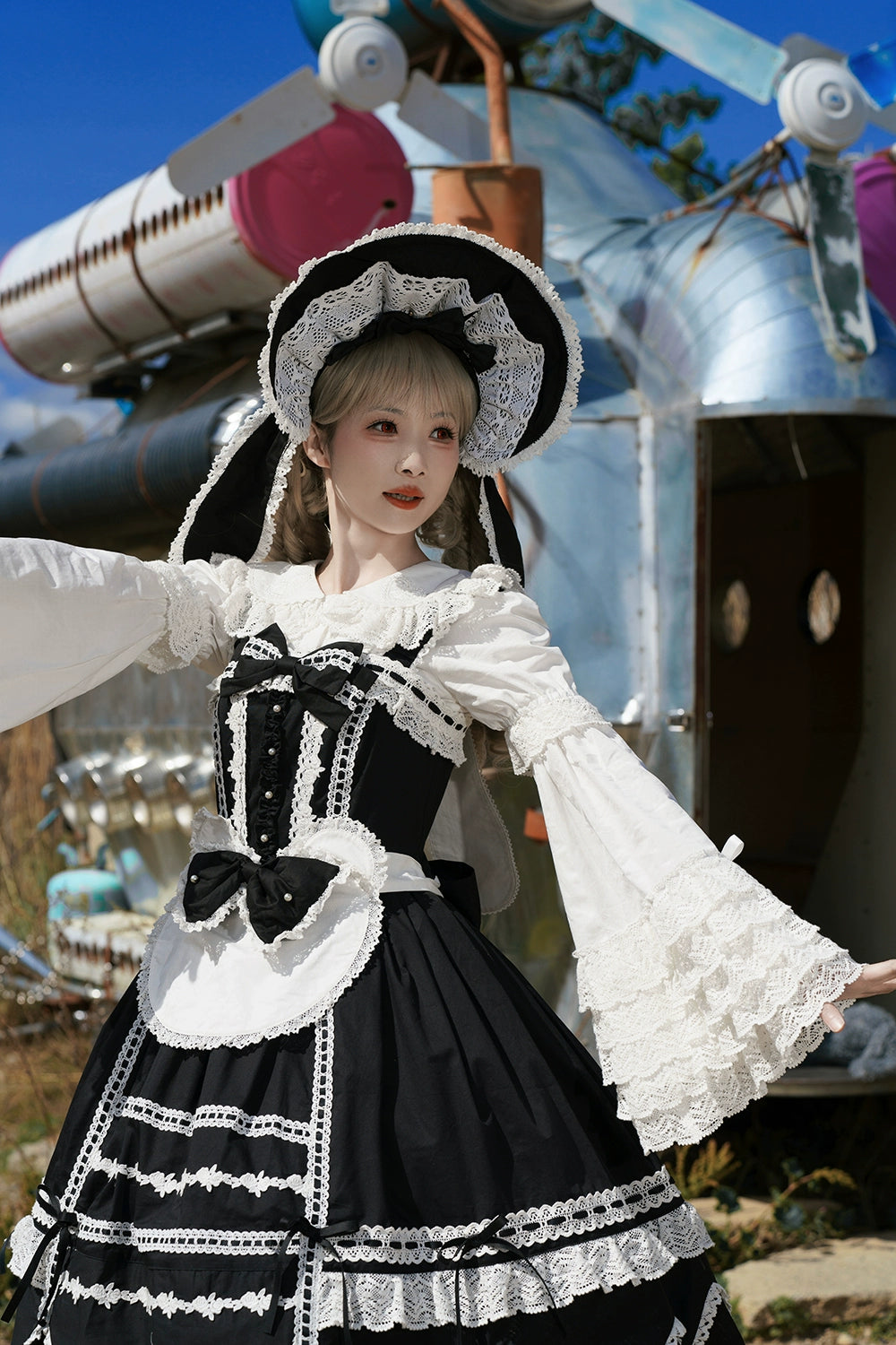 【受注予約6/12まで】Antique Petal Rabbit リボンジャンパースカート