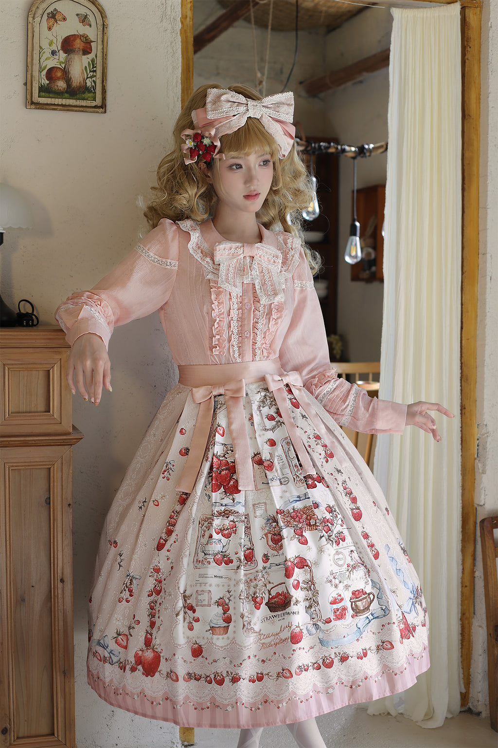 【受注予約12/16まで】Strawberry Manor プリントスカート・ミディ丈