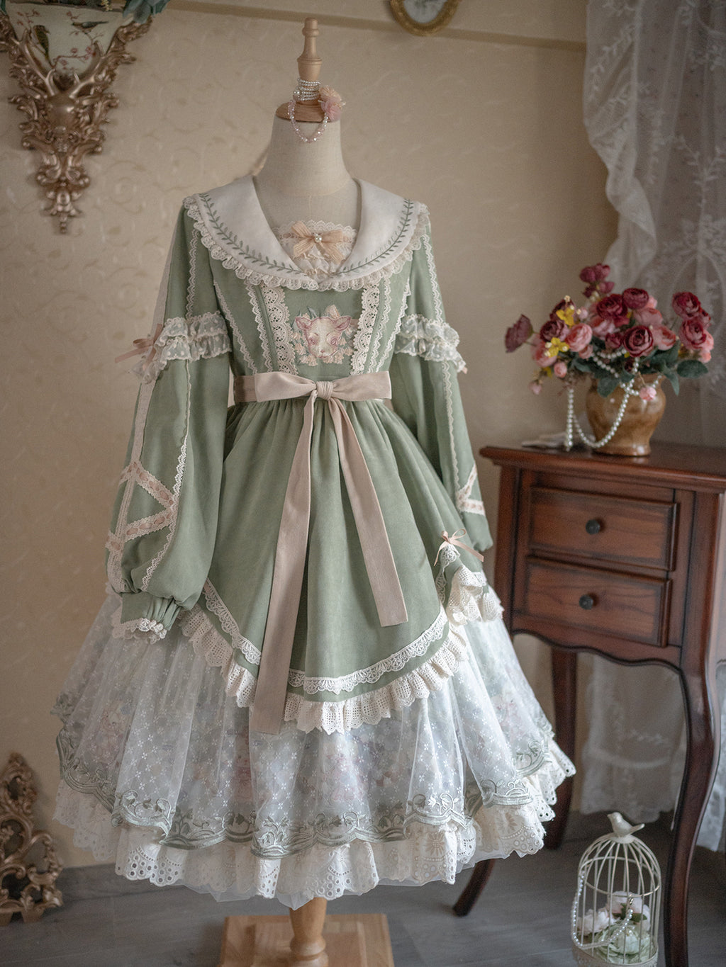 【受注予約12/30まで】Convallaria and  Little Sheep 長袖ワンピース