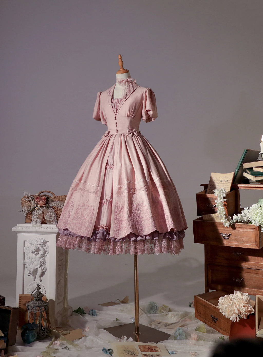 Fourteen-line poem One-piece dress with inner skirt