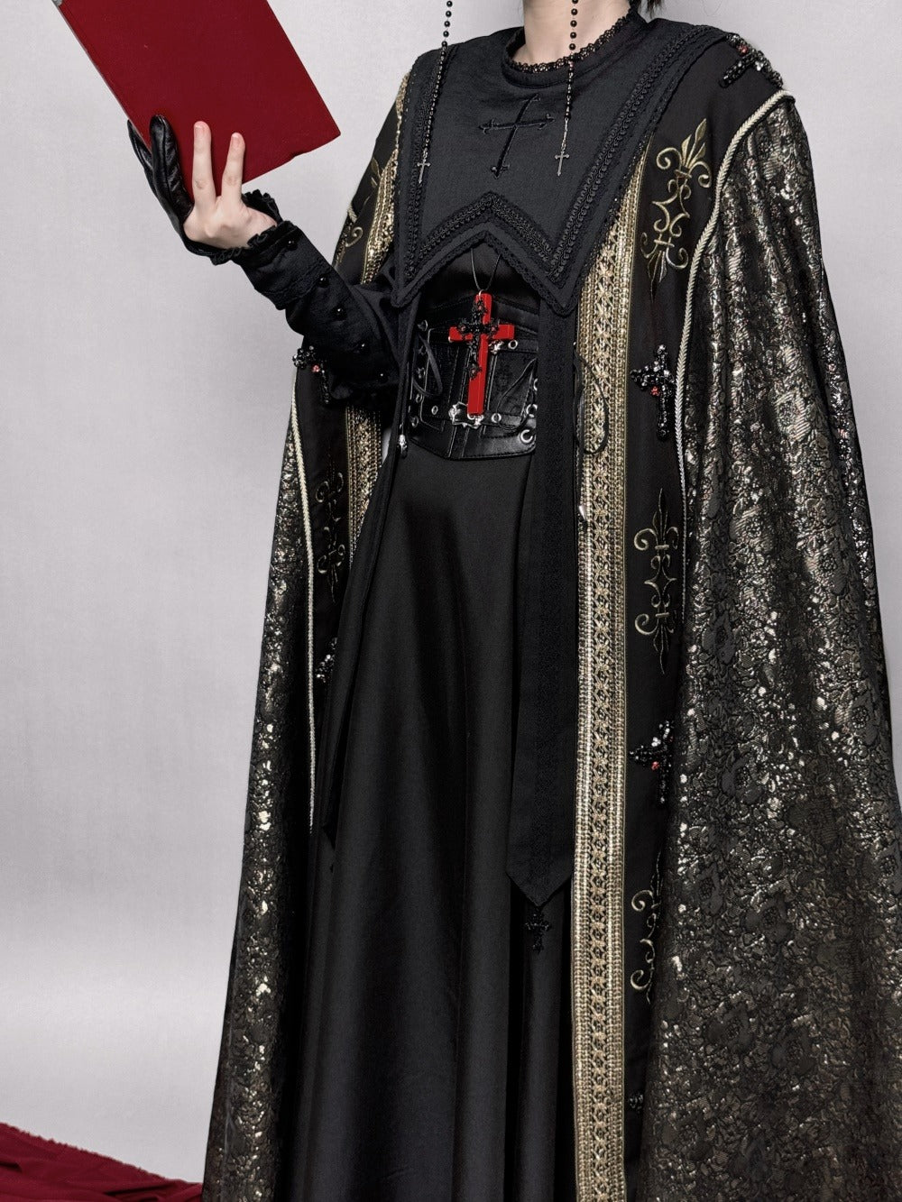 [Resale/Pre-orders until 10/16] Pray on a Moonlight Night Long Cloak