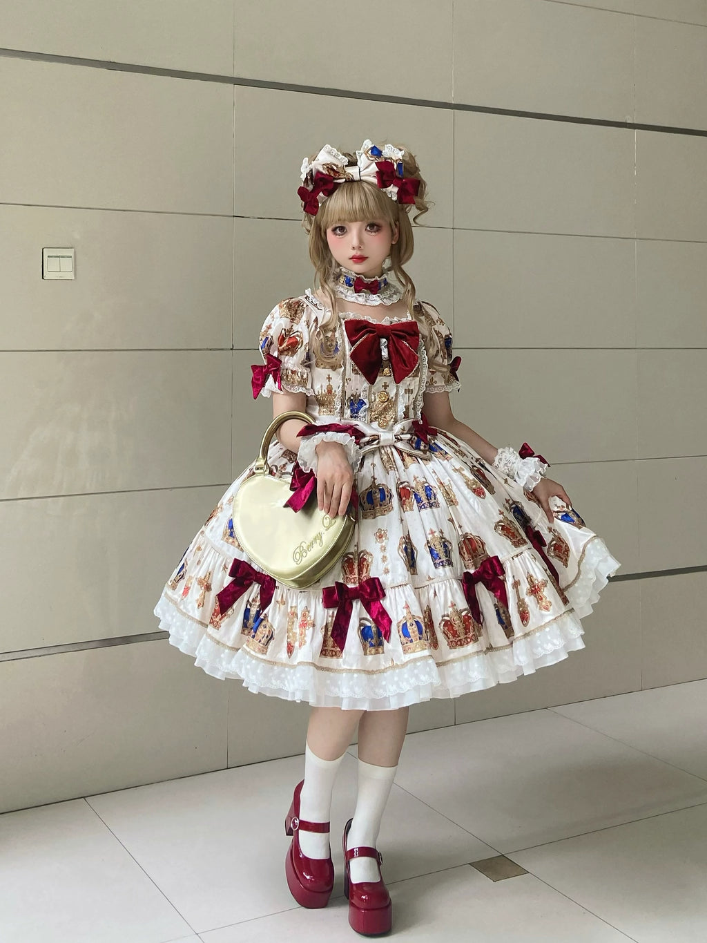 [Resale/Pre-orders available until 3/9] Star Crown Velvet Ribbon Print Dress