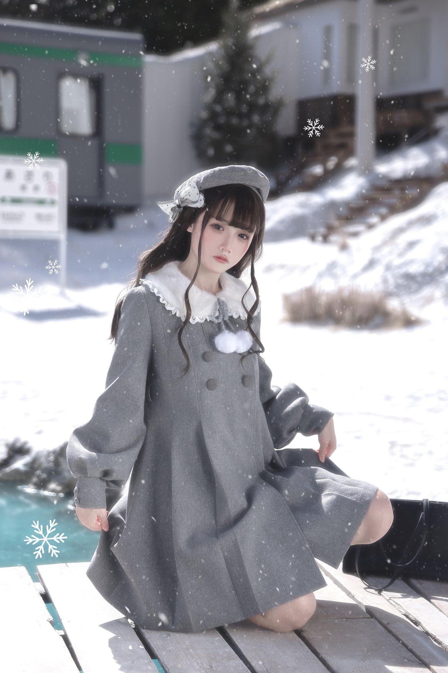 Miss Gray ふわふわ襟付きコート