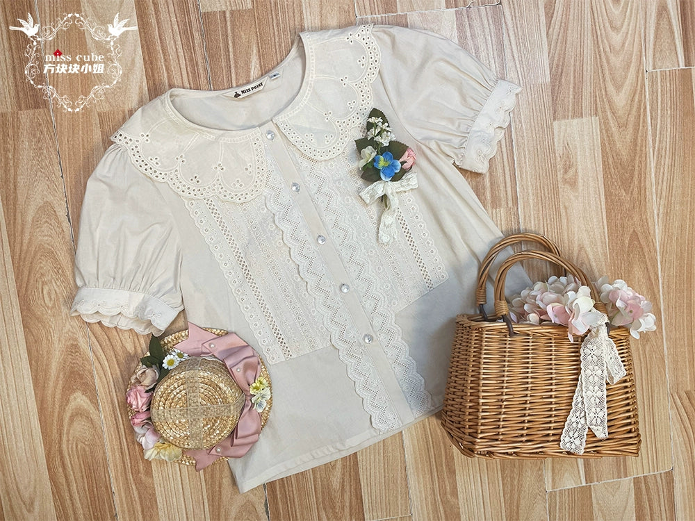 [Pre-orders available until 5/8] Sweetie Sheep Cutwork Lace Short Sleeve Blouse