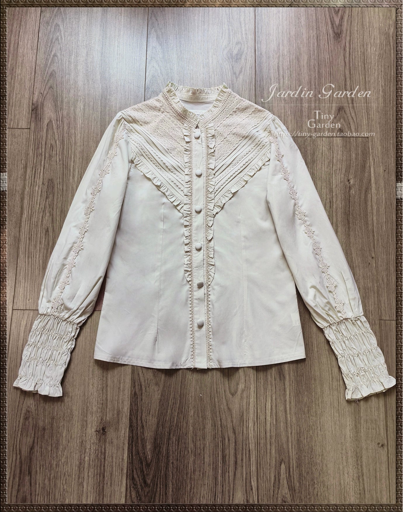 [Pre-order] Ruffled stand-up collar shirred cuff blouse