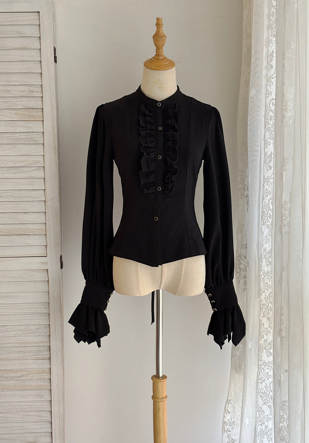 【受注予約1/7まで】領主貴族のゴスロリ フリルブラウス