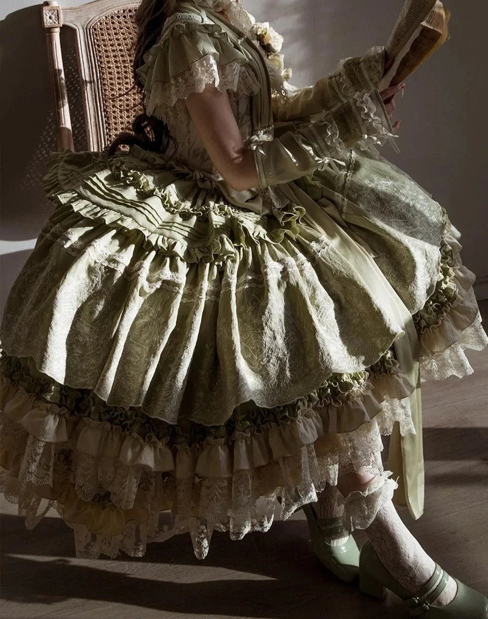 Fourteen-line poem: Lace and embroidered skirt