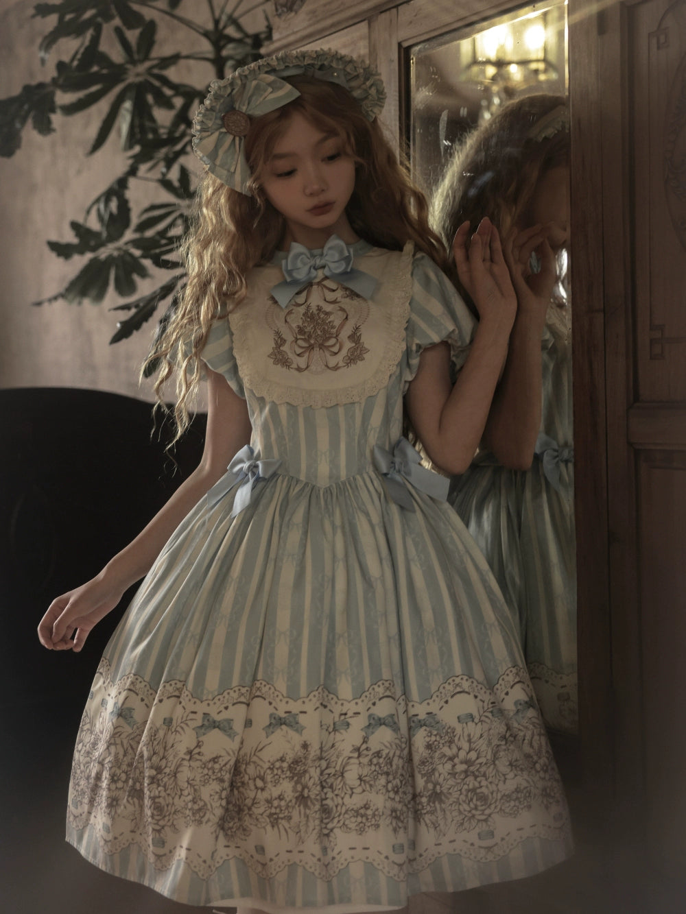 Blooming Flowers and Clocks 半袖ワンピース