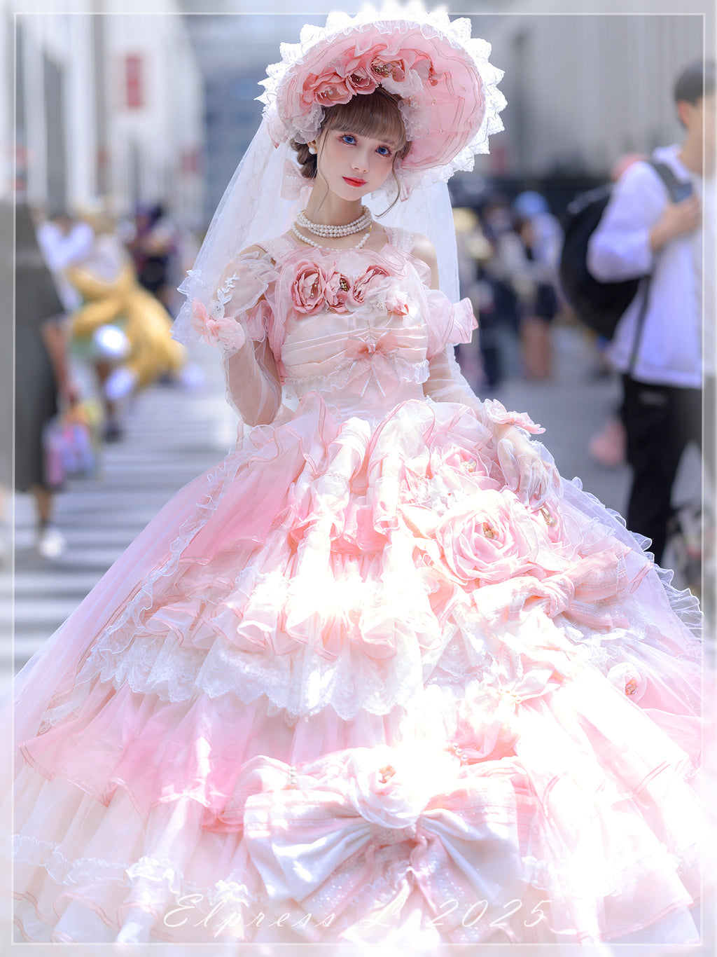 [Pre-orders available until 2/26] Full of Fragrance Dress with Train and Inner Skirt - Pink