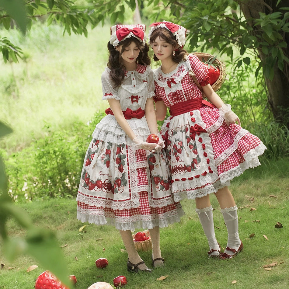 【受注予約8/18まで】Strawberry Sunshine Picnic カントリー風ワンピースとエプロン・ミドル丈