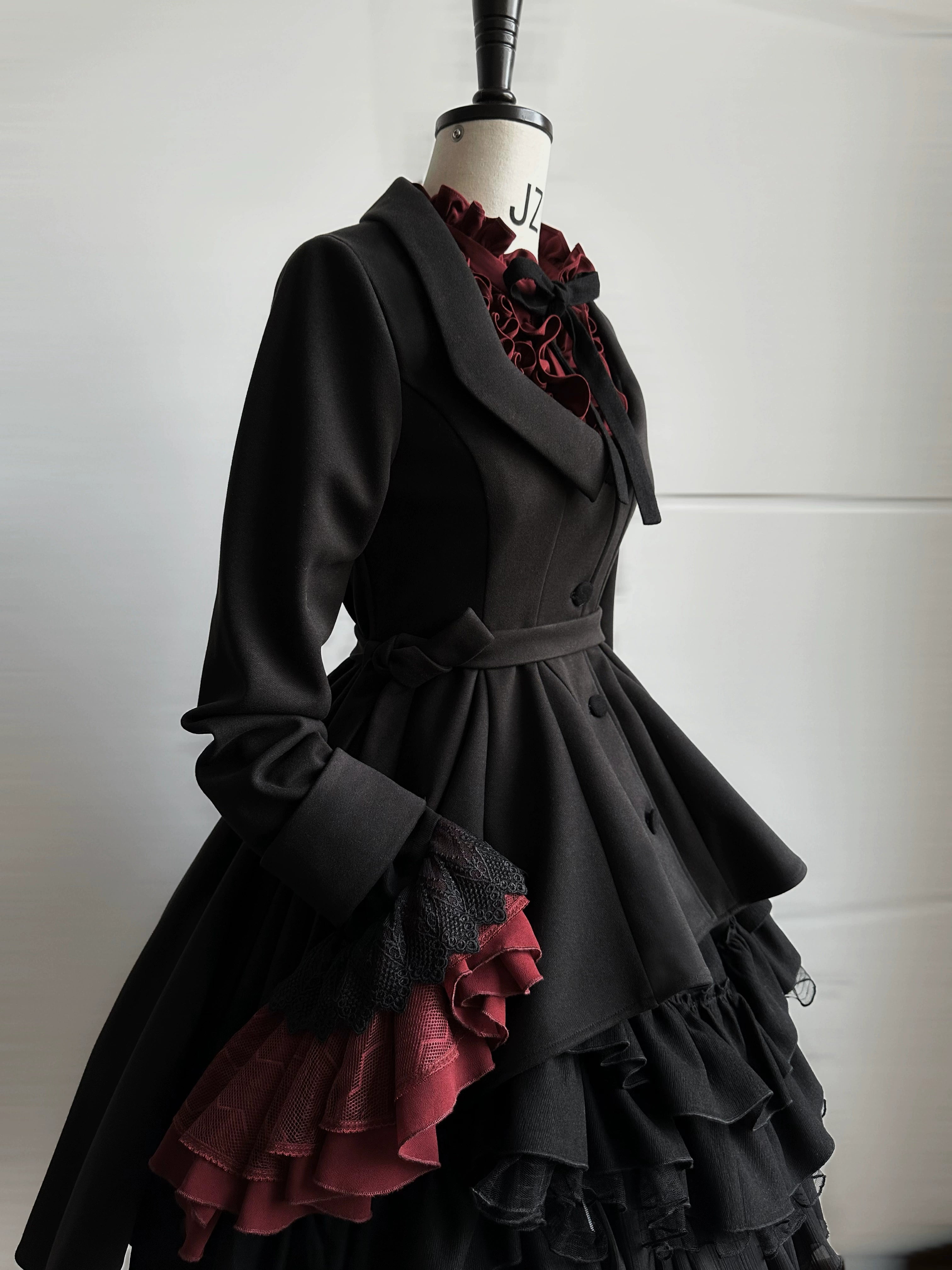 宵闇薔薇  エレガントゴシックコート・ショート丈