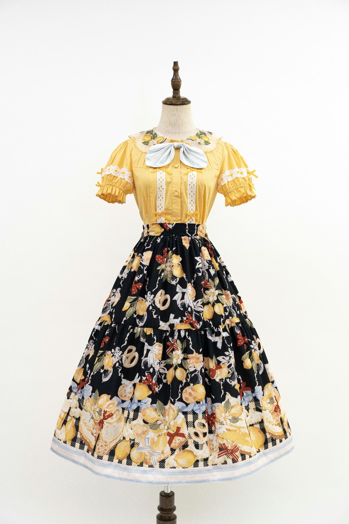 【受注予約6/26まで】Lemon Biscuit サスペンダースカート