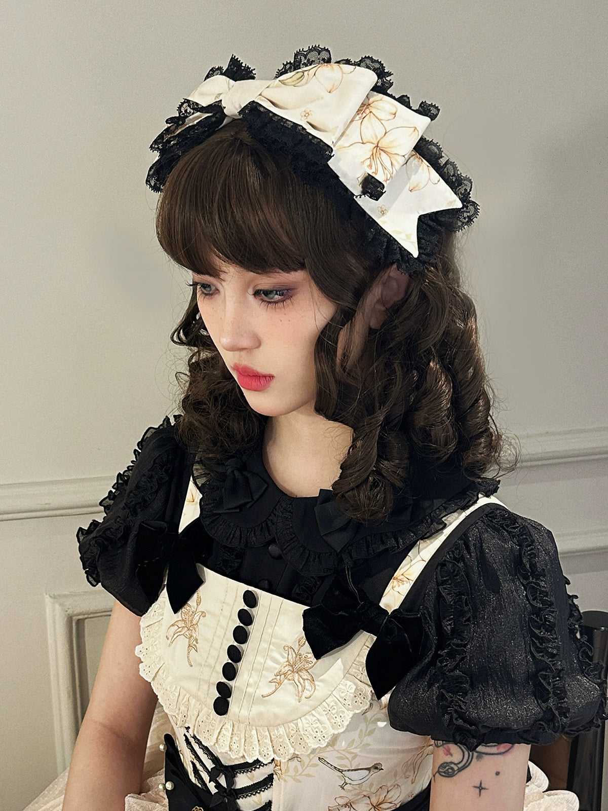 Simultaneous purchase only [Resale/Pre-orders until 2/3] Lily and Wind Accessories