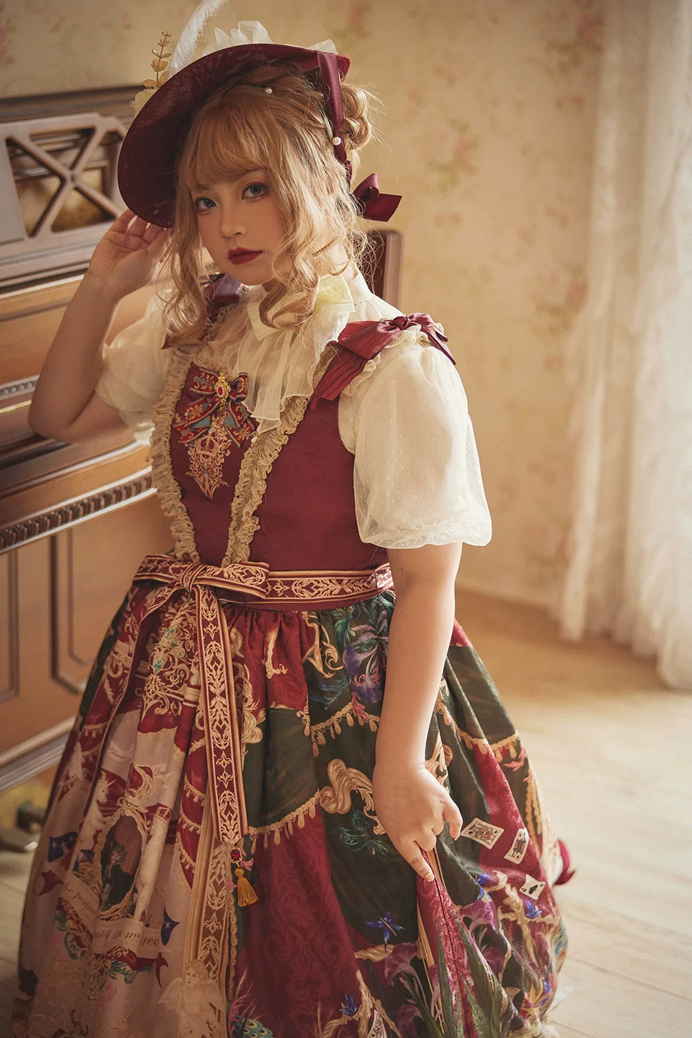 [Pre-order] Wanhua Mirror Western Aristocrat Style Jumper Skirt
