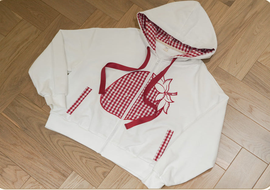 【受注予約12/18まで】Strawberry and Bear Theater ジップアップフーディー