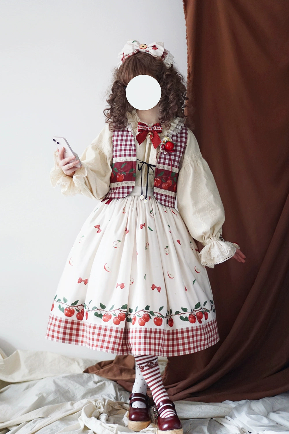 【予約販売】Apple Garden バイエルン風ベスト