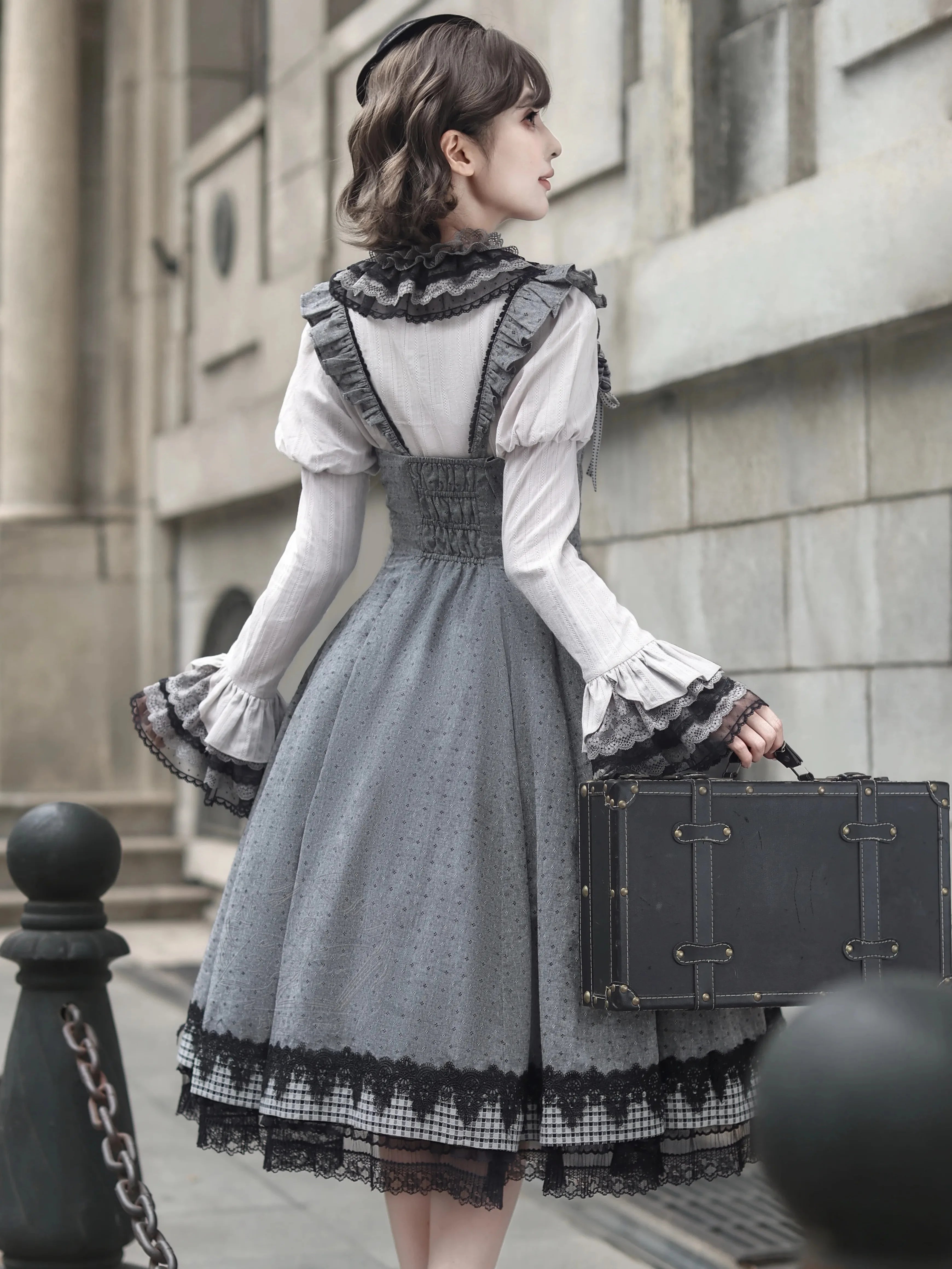 【受注予約6/17まで】Grey Poetry クラシカルジャンパースカート
