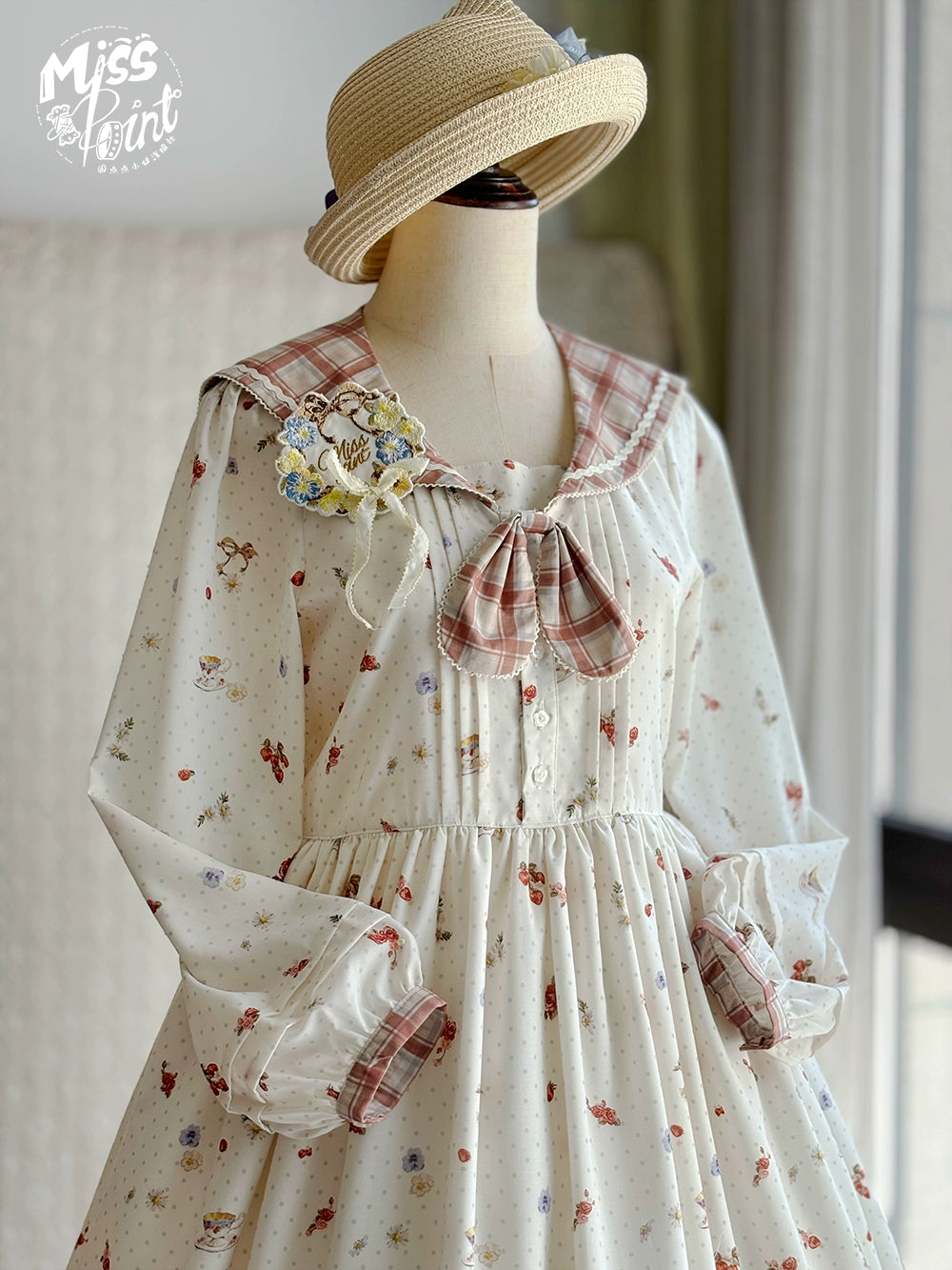 [Pre-orders available until 9/24] Autumn Pleasure Sailor Collar Dress