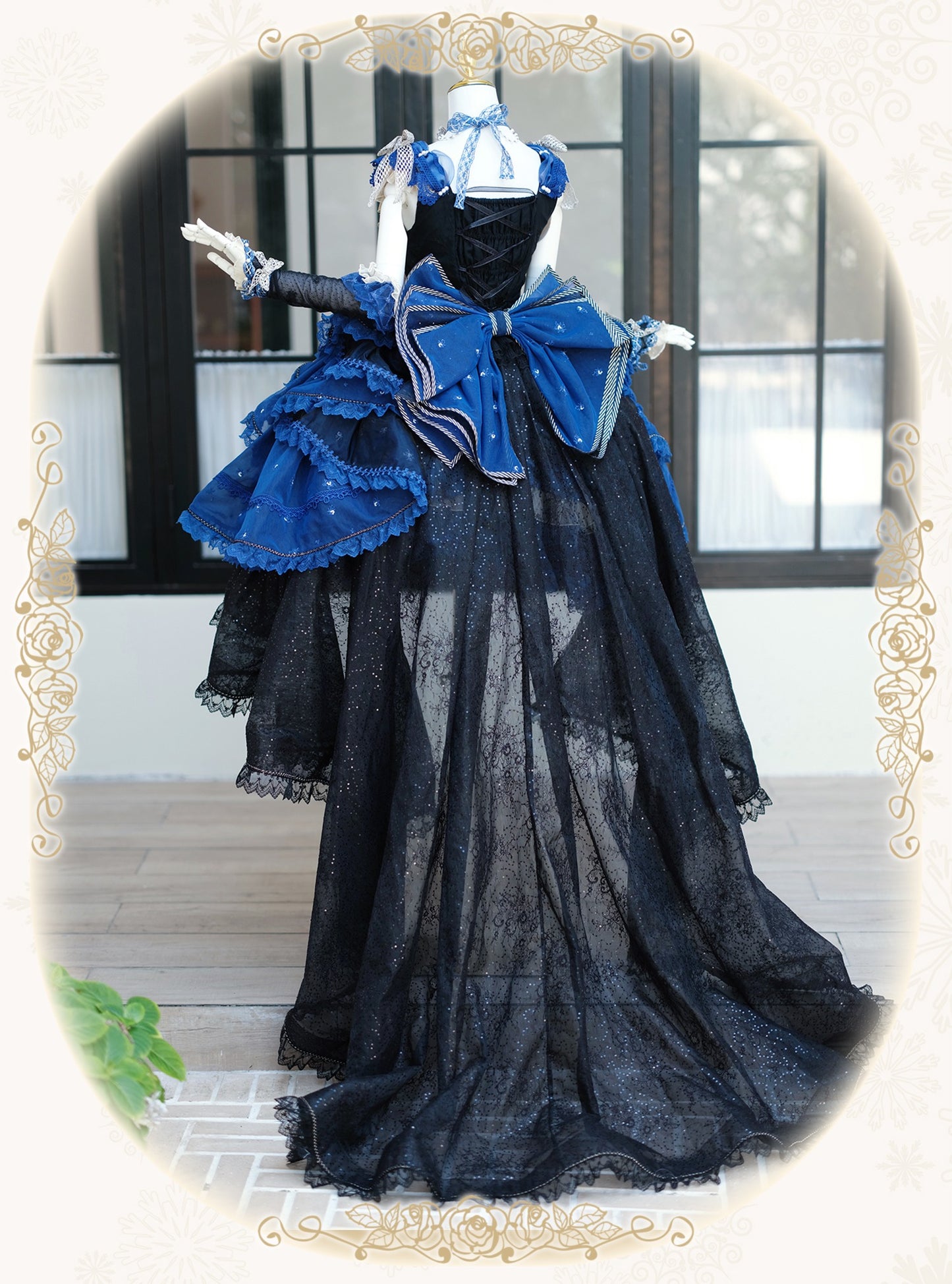 【受注予約8/13まで】Snow Rose Princess トレーン付きドレス・ブルー×ブラック（ゴールド）