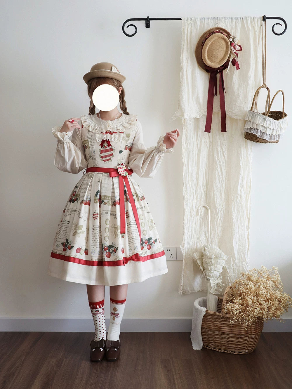 【予約販売】Strawberry Journal ジャンパースカート