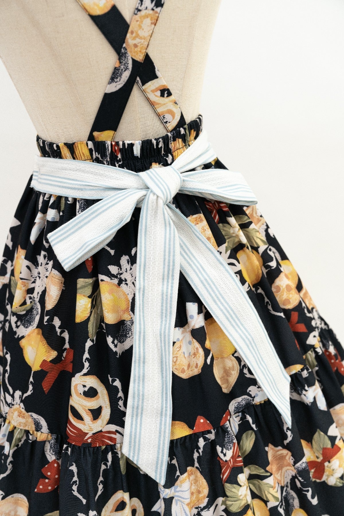 【受注予約6/26まで】Lemon Biscuit サスペンダースカート