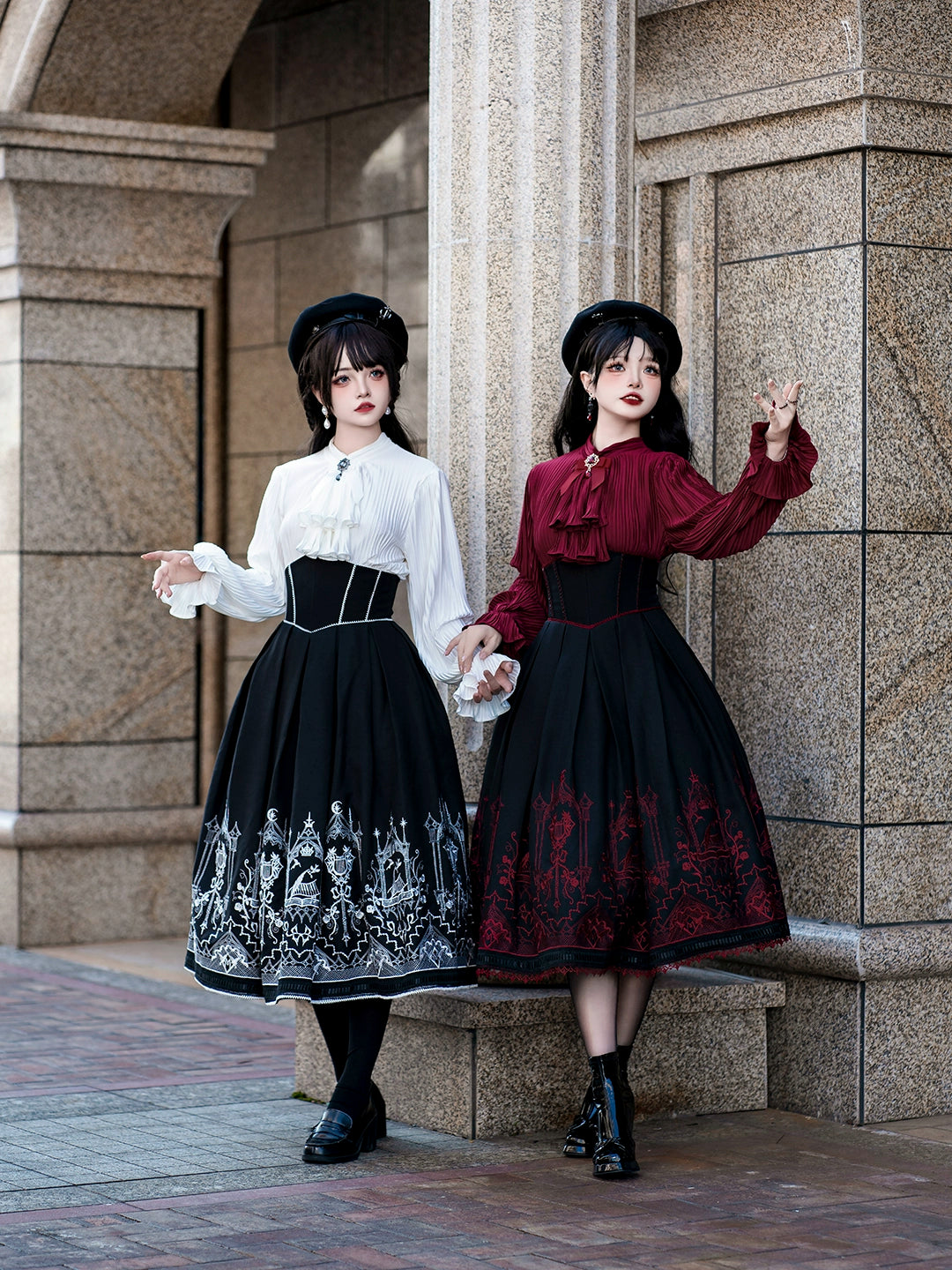 [Sale period ended] Lyra Theater pleated blouse with jabot tie