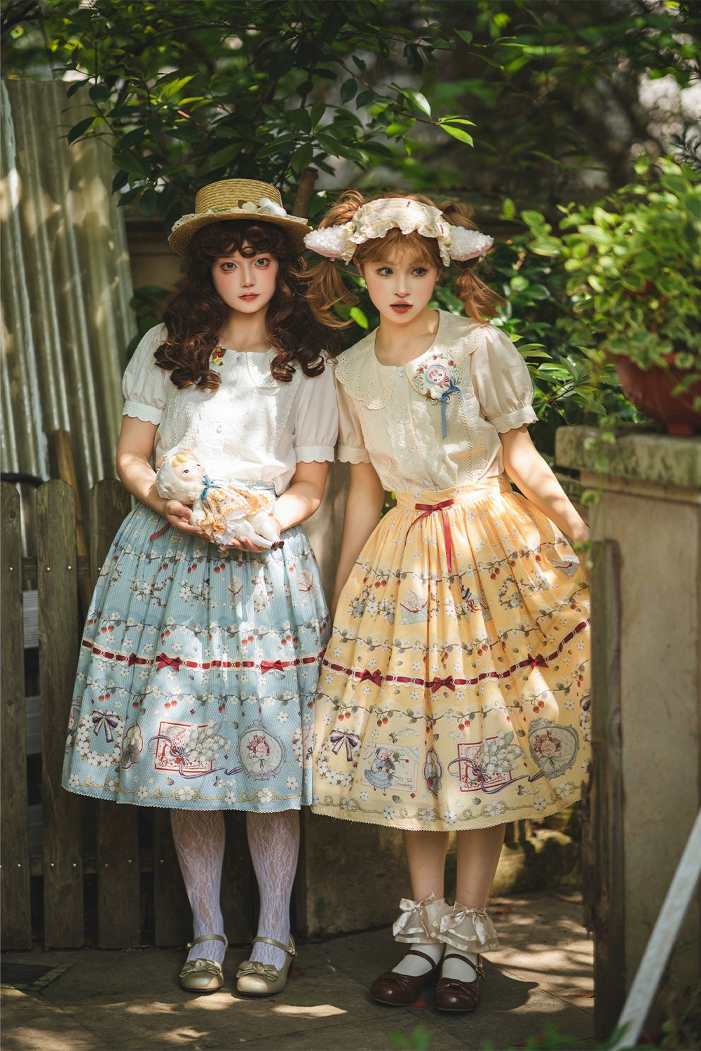 [Pre-orders available until 2/19] Sweetie Sheep Cutwork Lace Short Sleeve Blouse