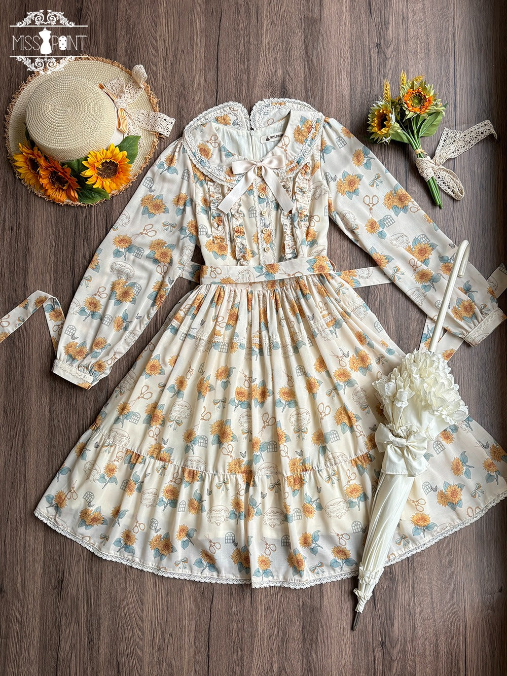 [Pre-order] Gardening Sunflower Daily Dress
