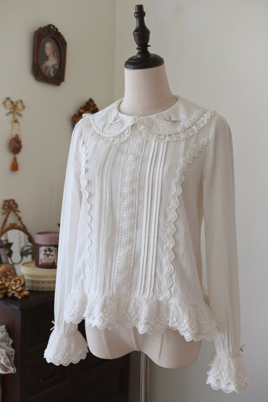 Berry Party heart lace round collar blouse