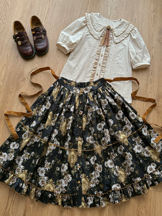 【受注予約10/8まで】Wild Daisies in the Garden スカート