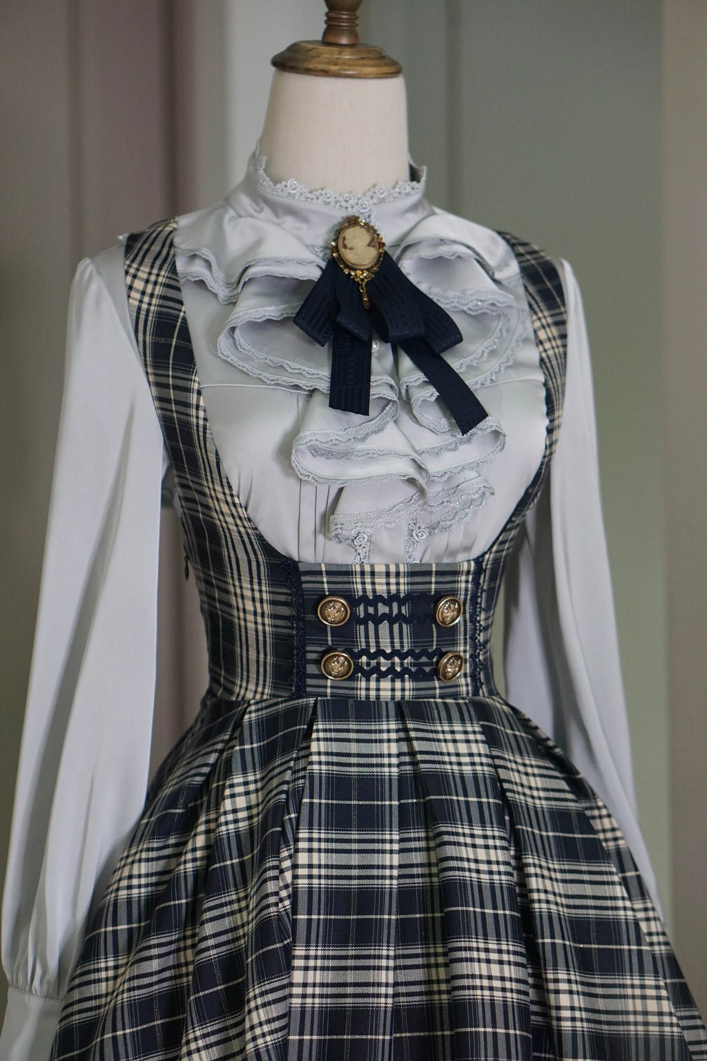 Partial pre-order sale [Only available for simultaneous purchase] Fontainebleau hats, brooches, shawls, belts