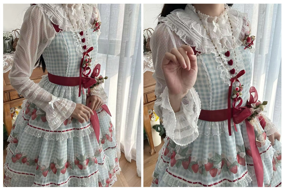 [Pre-orders accepted until 3/5] Have a Picnic, May Strawberry Gingham Check Jumper Skirt