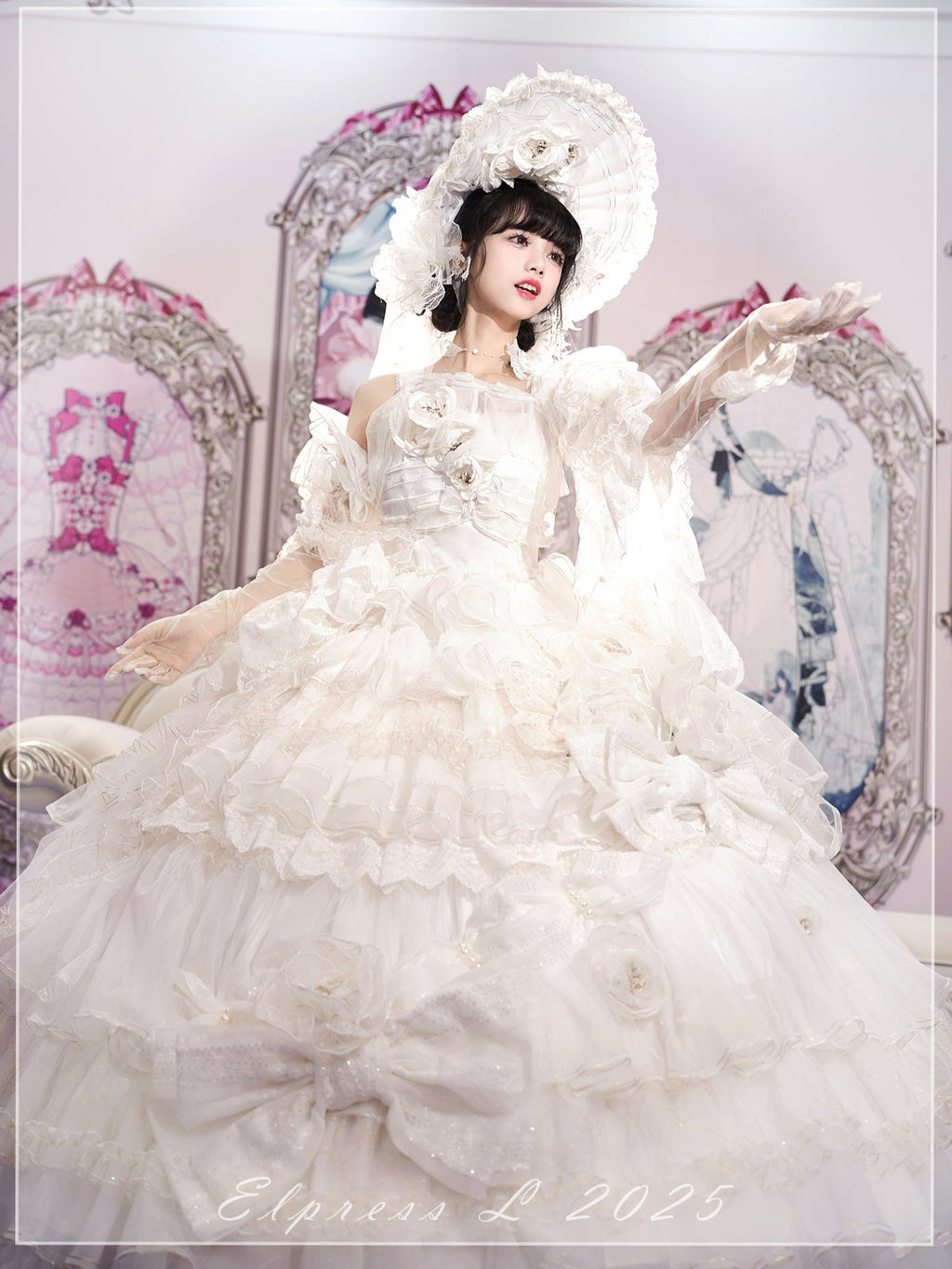 [Pre-orders available until 2/26] Full of Fragrance Dress with Train and Inner Skirt - White