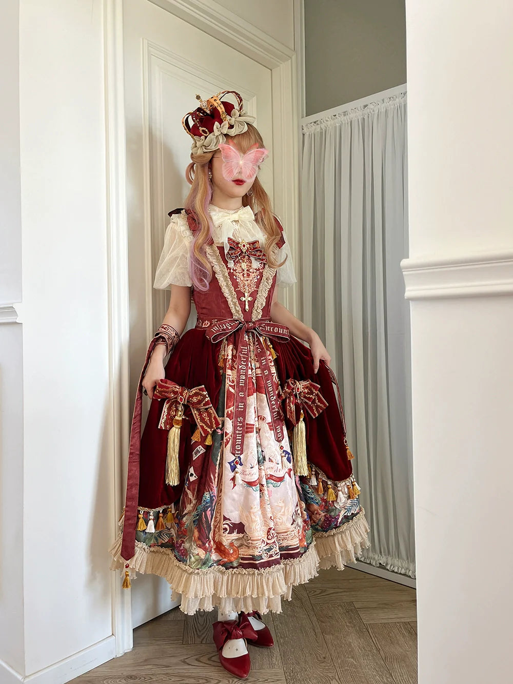 [Pre-order] Wanhua Mirror Western Aristocrat Style Jumper Skirt