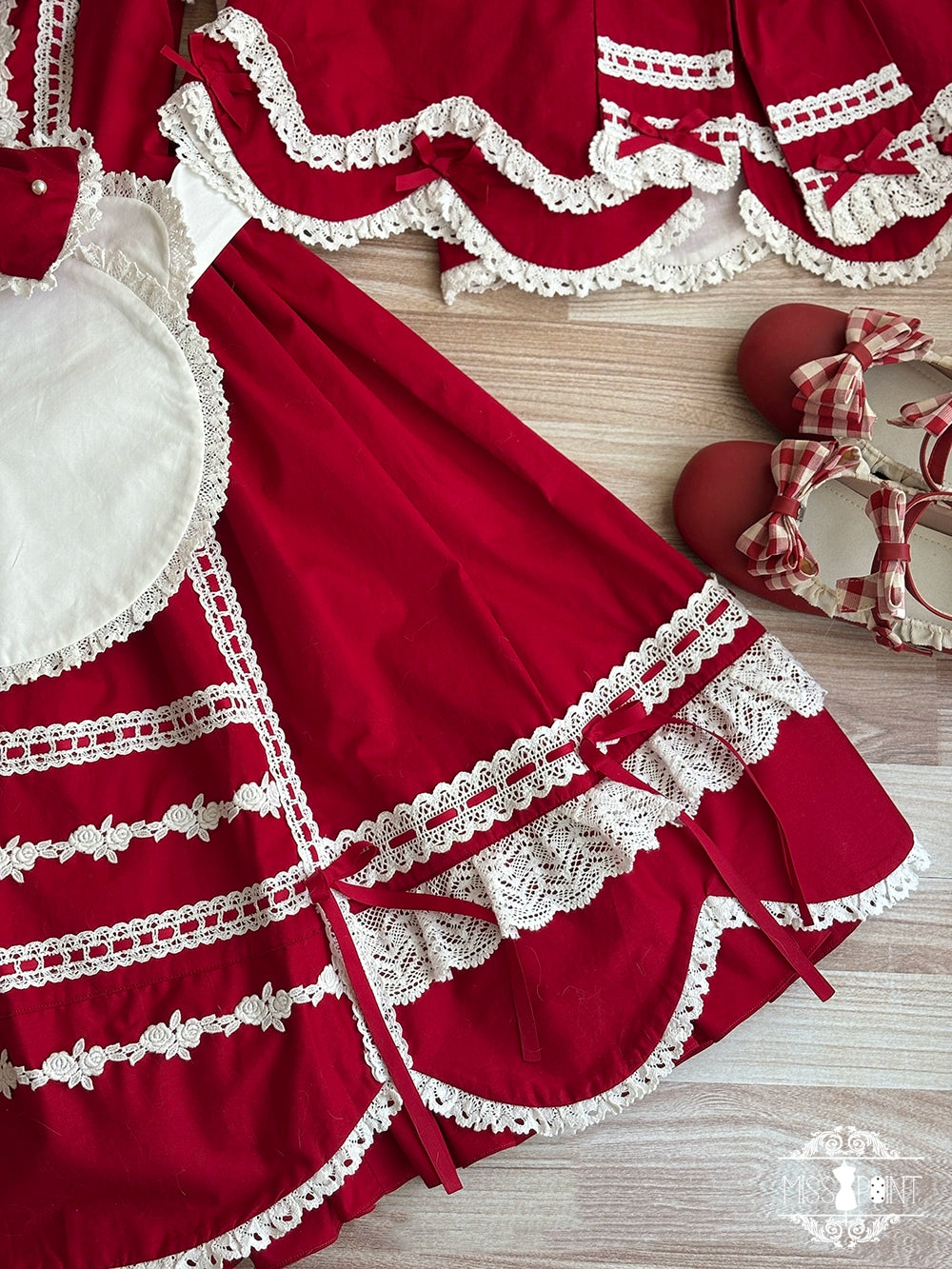 【受注予約6/12まで】Antique Petal Rabbit リボンジャンパースカート