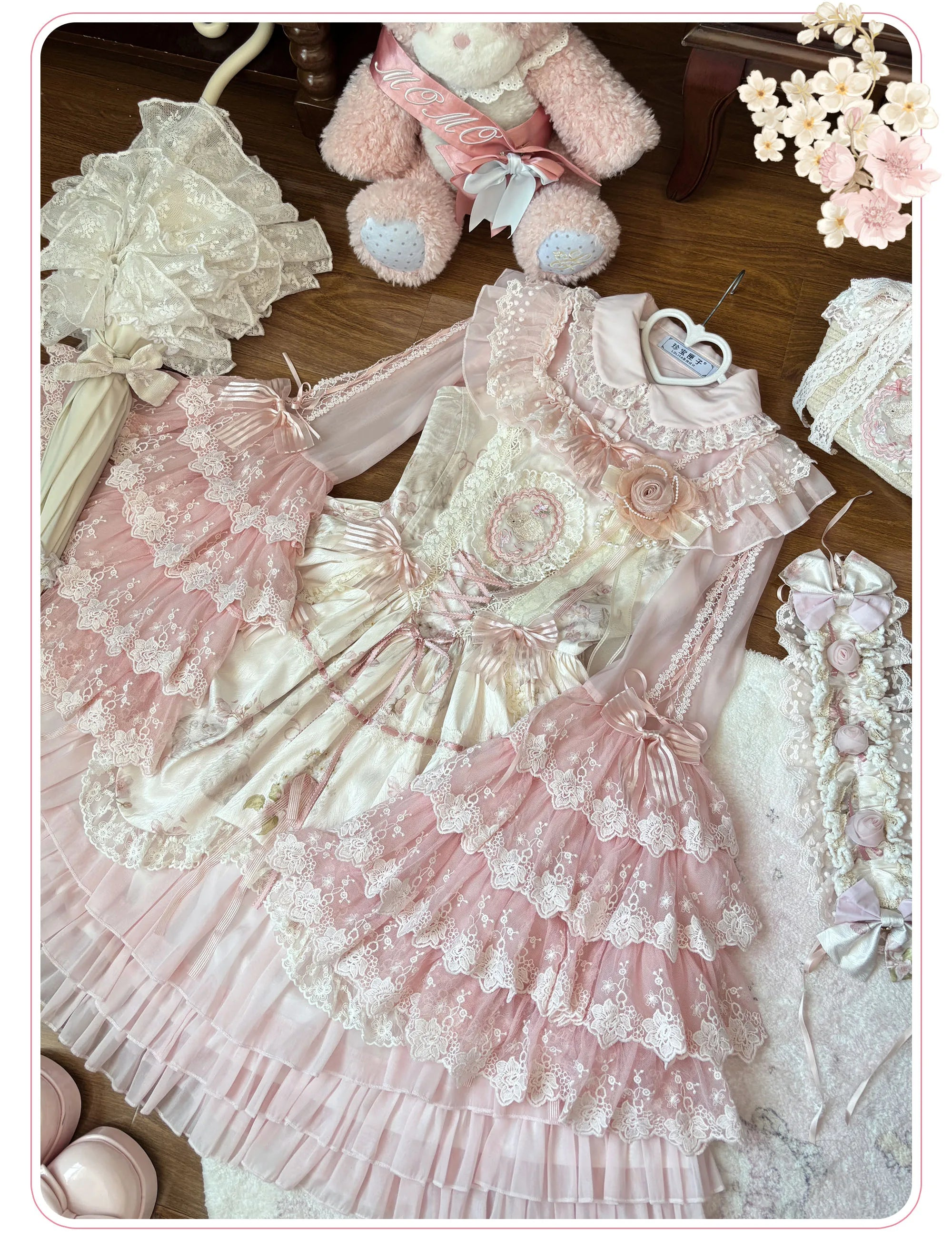 【受注予約8/5まで】Rabbit and Sakura レースのジャンパースカート