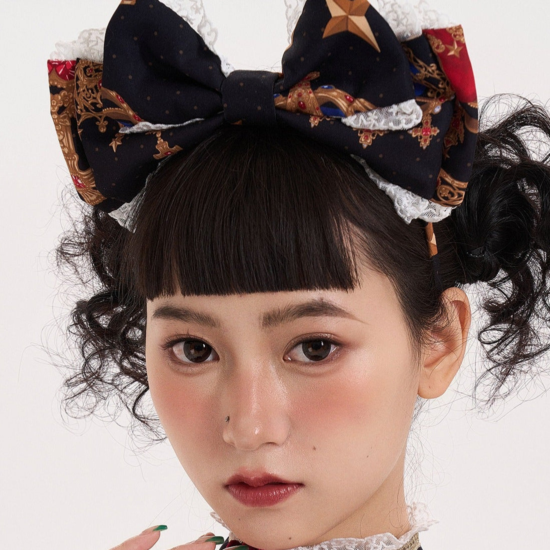 [Resale/Pre-orders available until March 9th] Star Crown Accessories