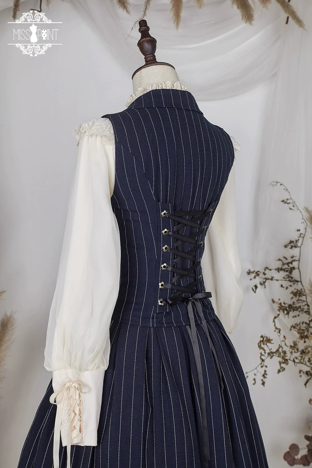 [Pre-order] British Classical Lolita Vertical Striped Vest