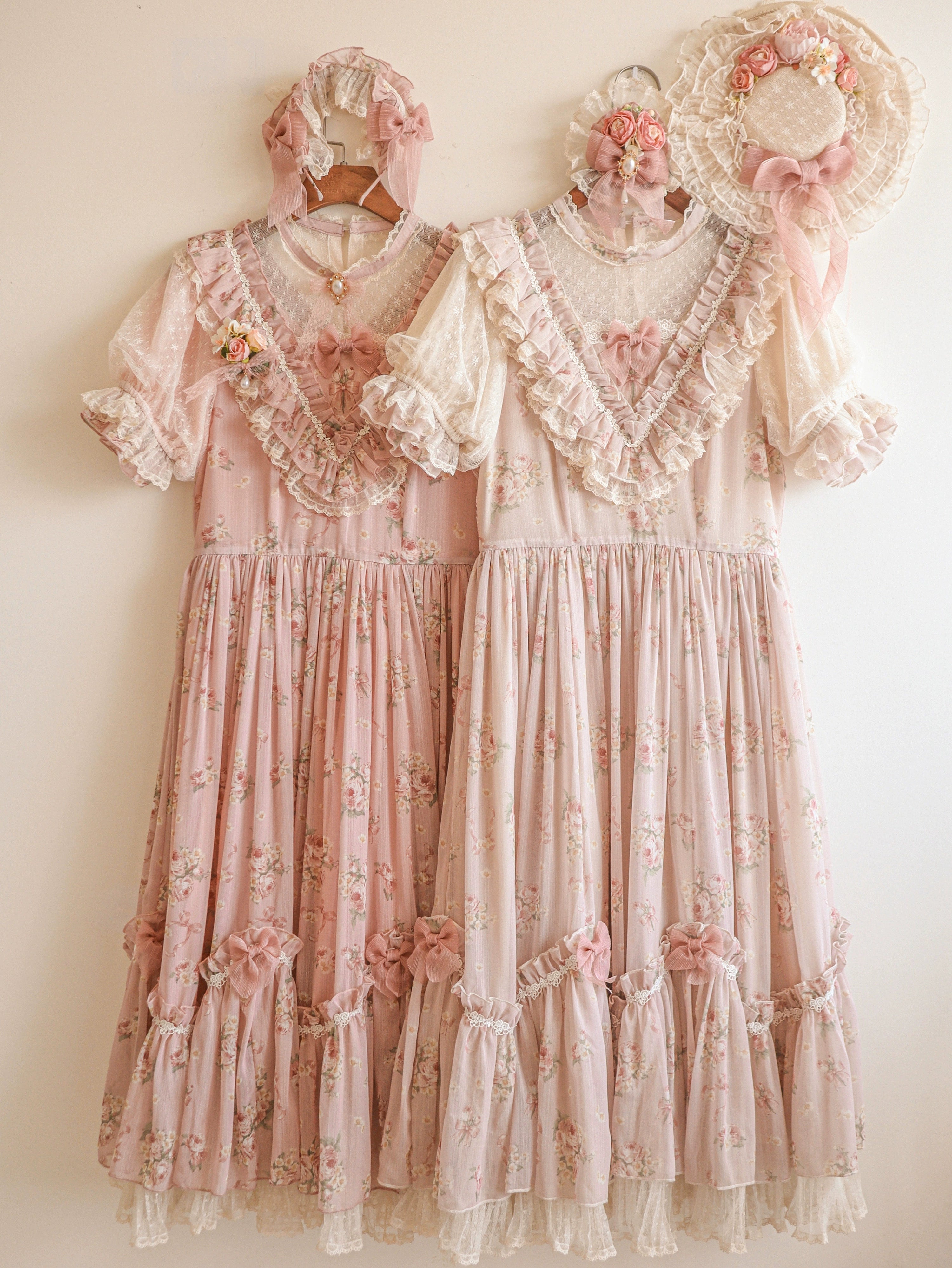 Daydream Rosa Classical rose pattern dress