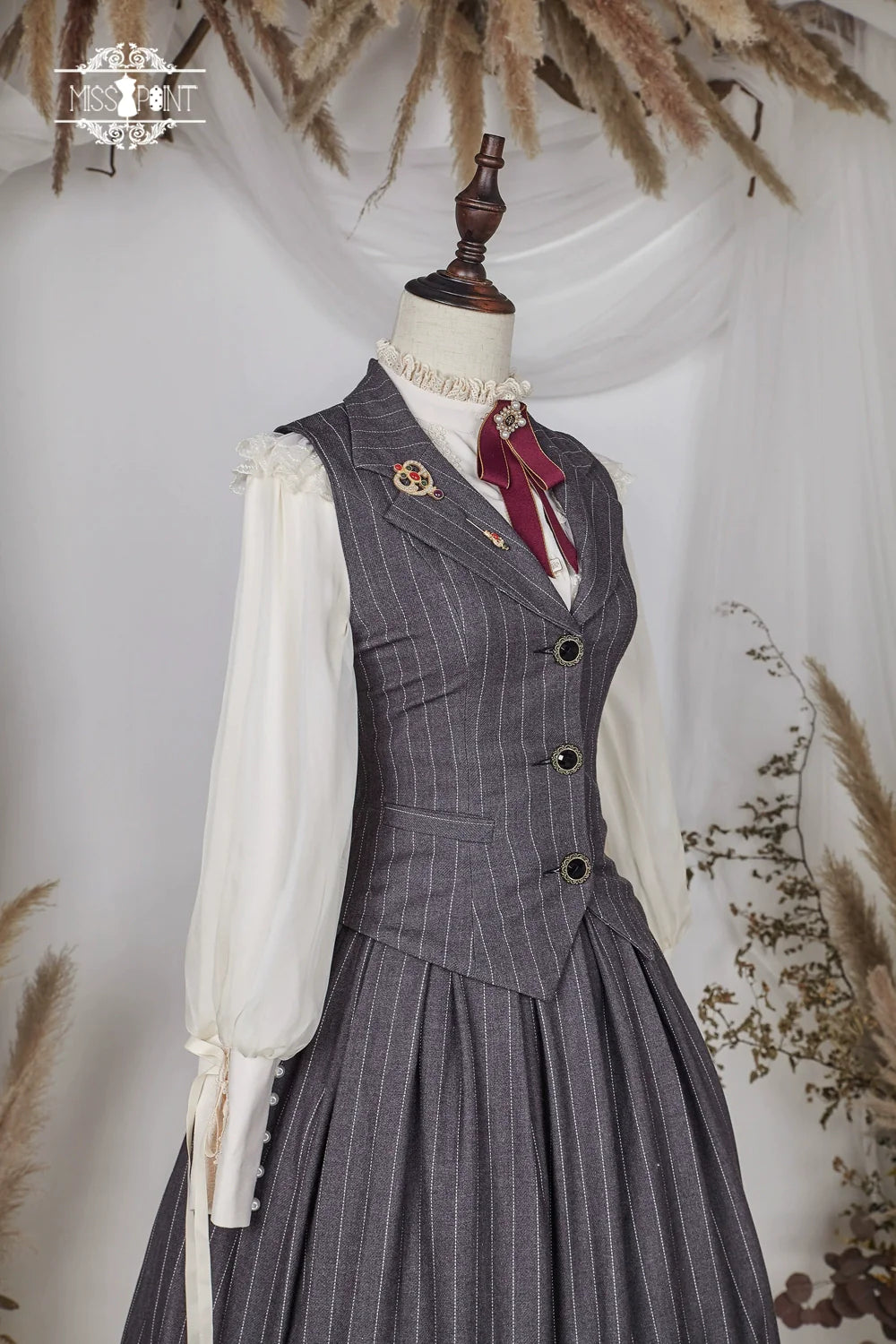 [Pre-order] British Classical Lolita Vertical Striped Vest
