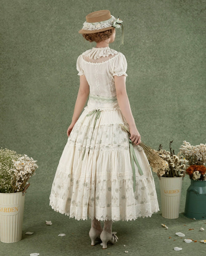 【受注予約8/18まで】White Blooming Season 半袖ブラウス