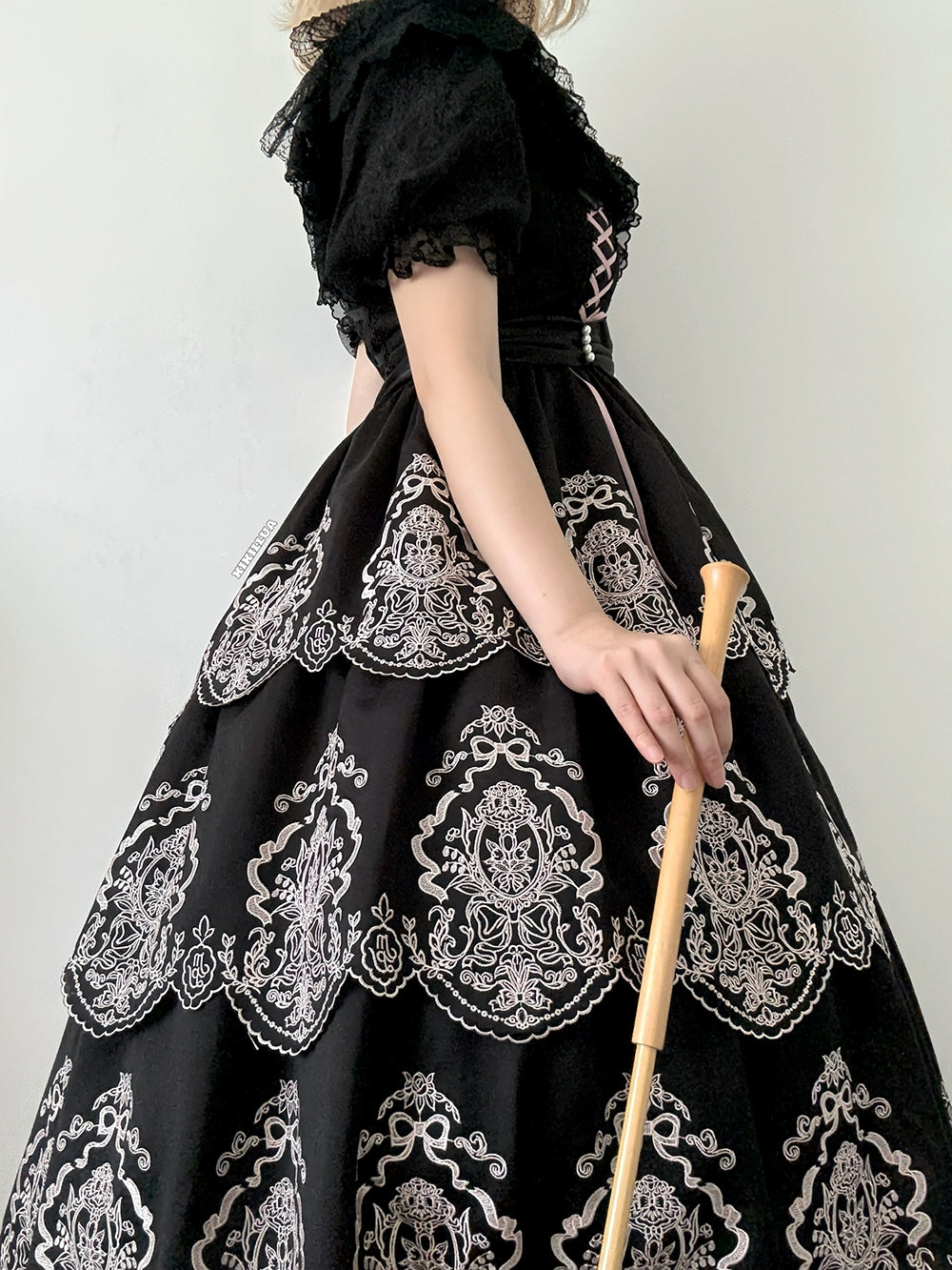 【受注予約9/25まで】Noble Garden 付け袖付き刺繍ワンピース