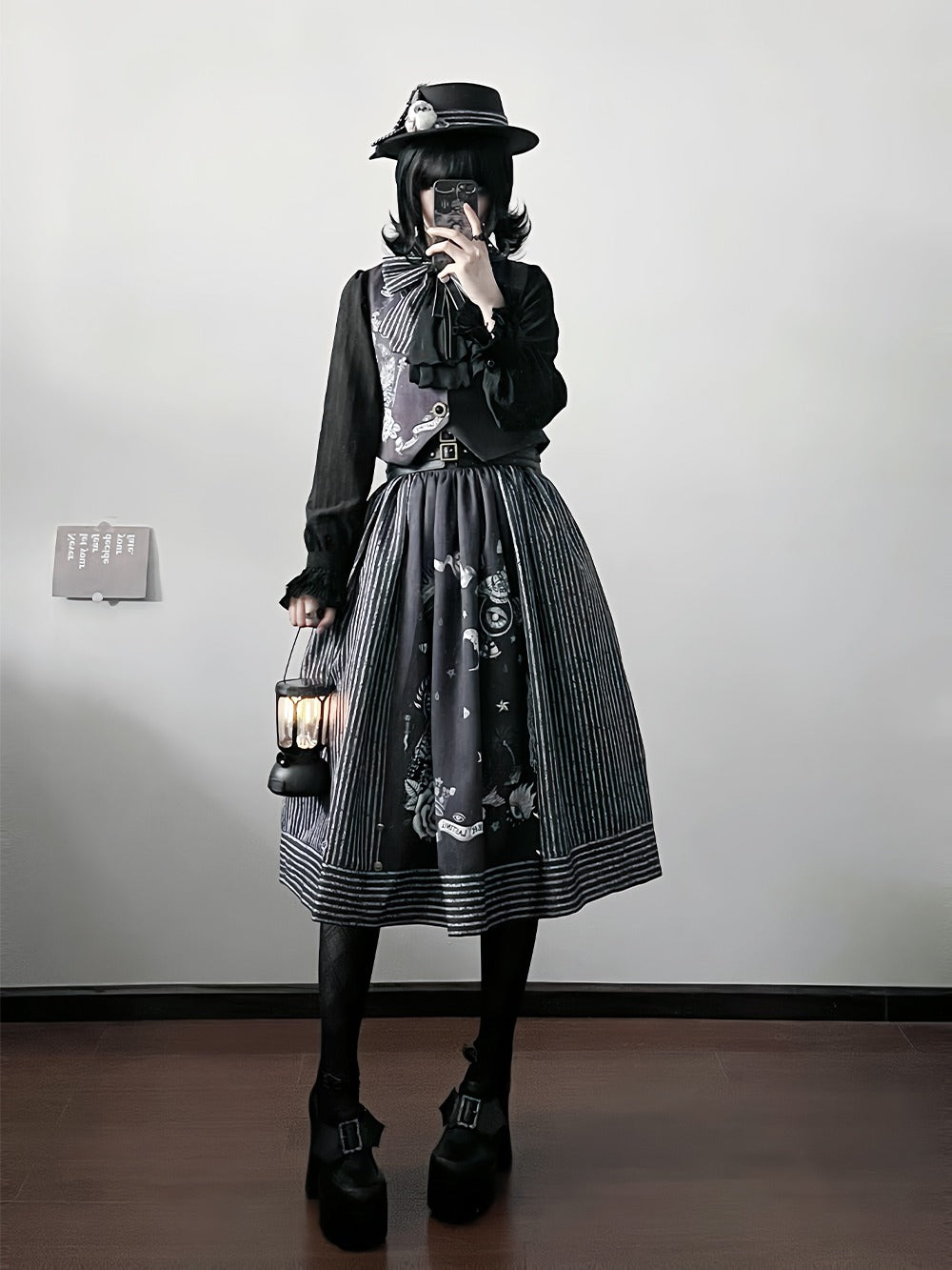 [Pre-orders available until 11/4] Magician Classical Skirt