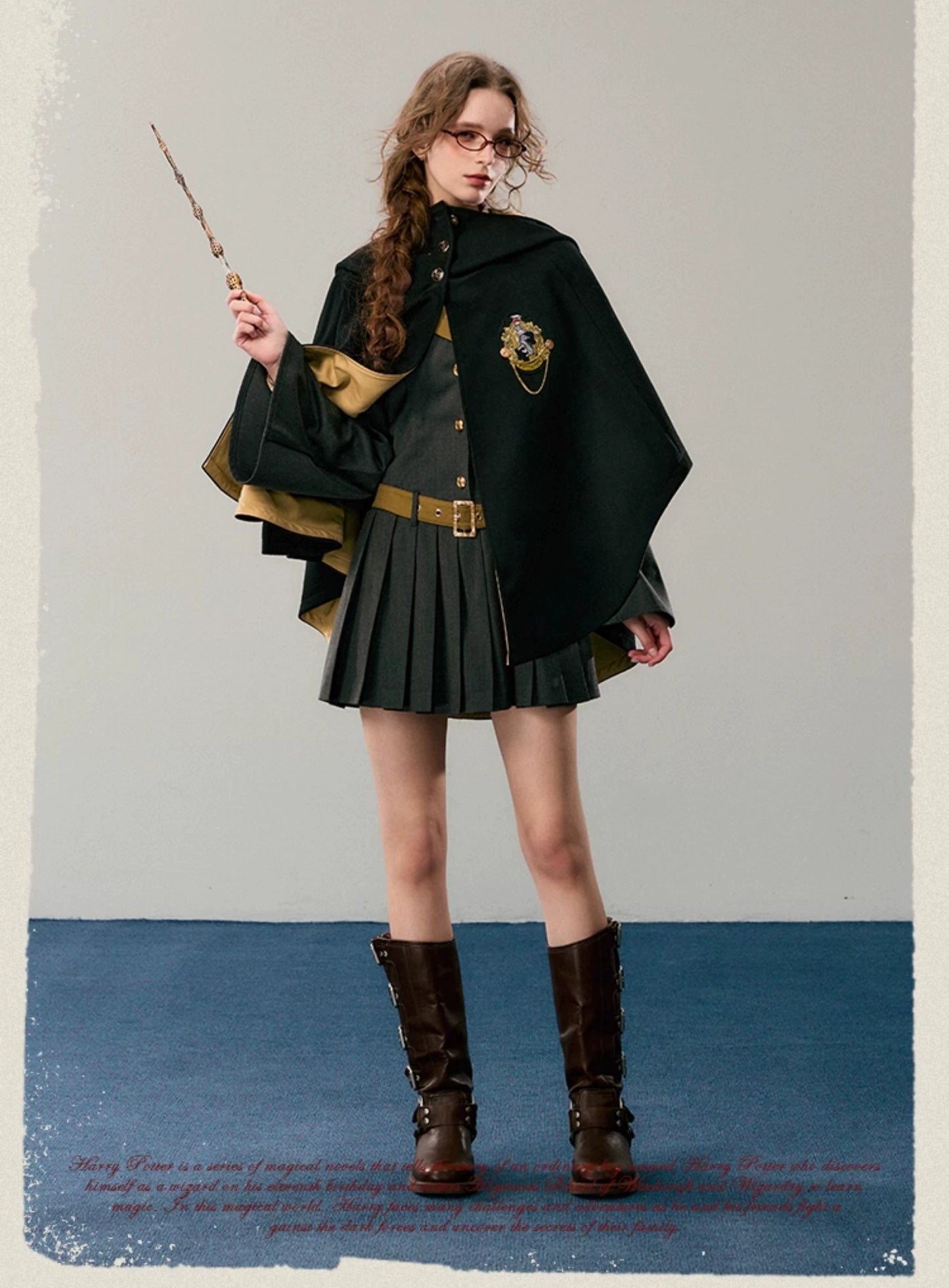 [Pre-order] Hogwarts School of Witchcraft and Wizardry Mid-length Hoodie Cape