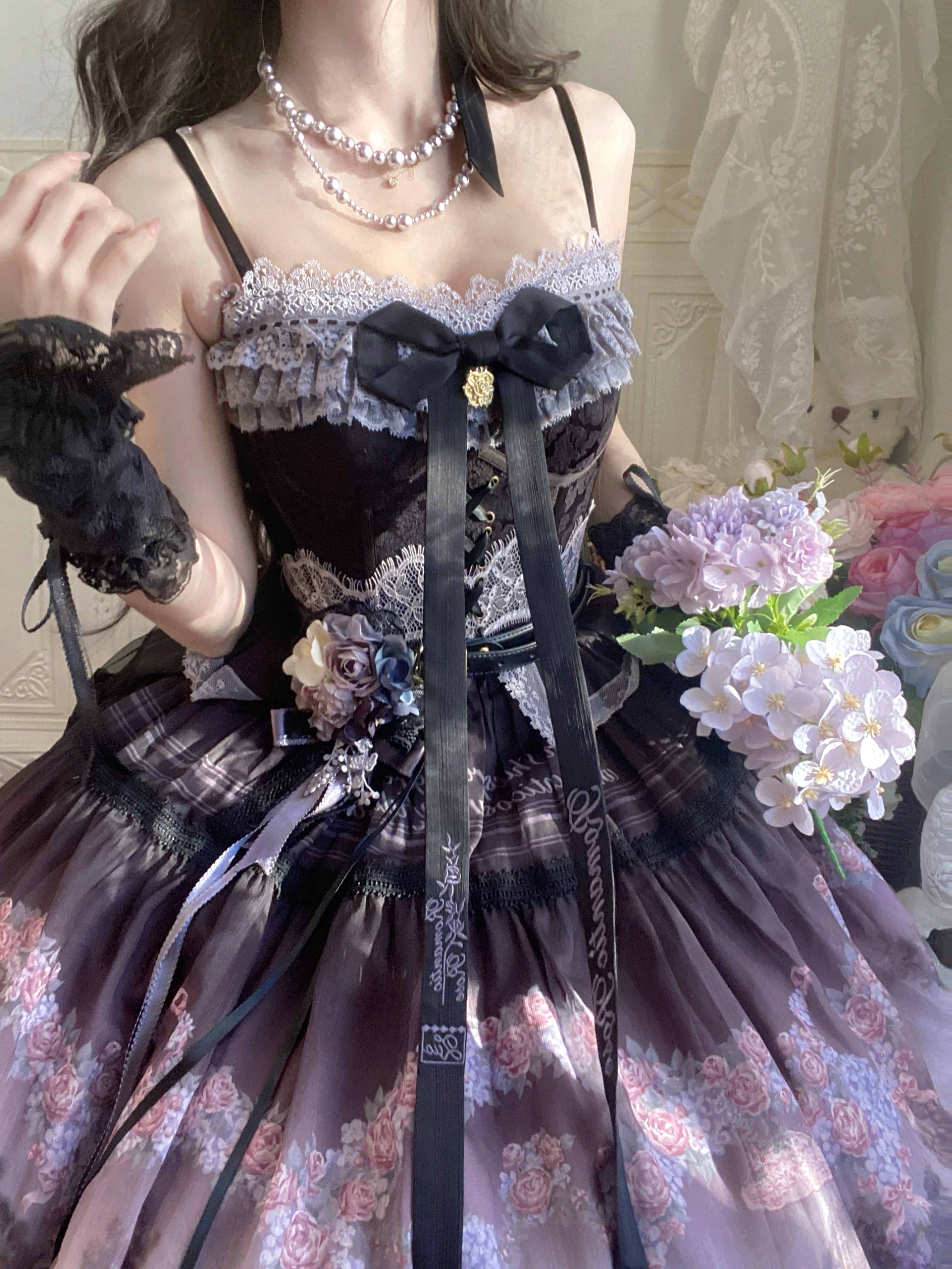 [Pre-orders available until 2/26] Romantic Rose Print Jumper Skirt
