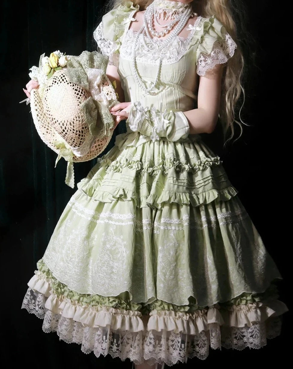Fourteen-line poem: Lace and embroidered skirt