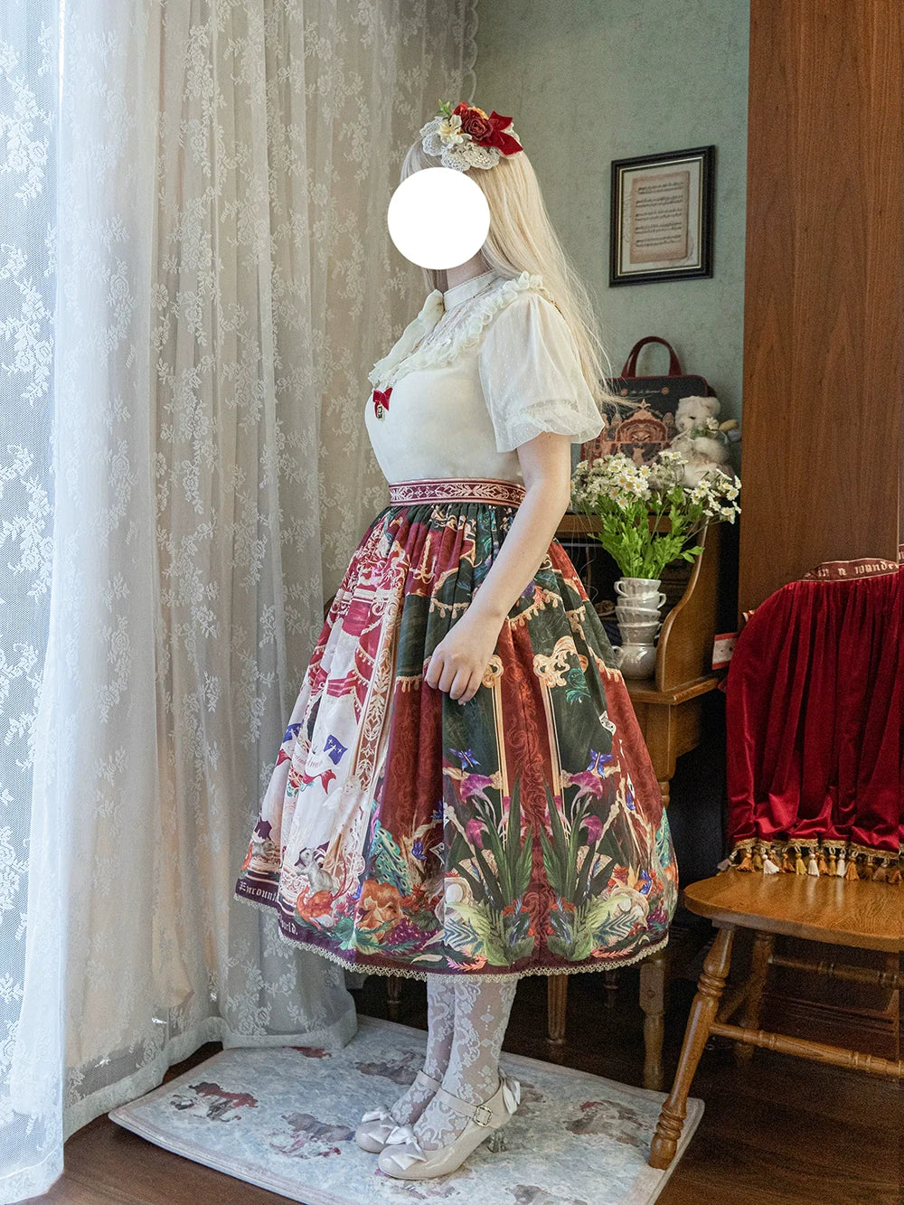 [Pre-order] Wanhua Mirror Western Aristocrat-style Skirt, Lace Type